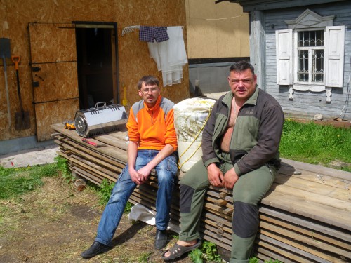 Денис (Диастел) после посвящения в таинство, но до обряда инициации.