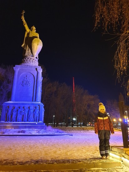 20210216_205944.jpg (329.75 КБ) 7994 просмотра Ночная прогулка с племянницей по городу :-)