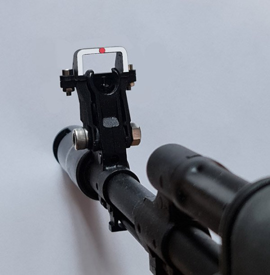 Визирный прицел Сычева на карабине АК-74.jpg