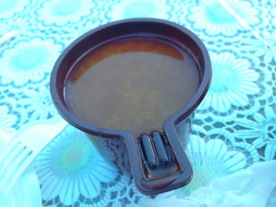 Сбитень подают вот так.