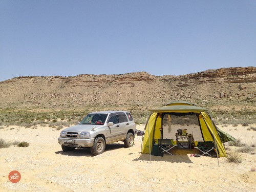 IMG_6294.jpg (533.56 КБ) 13558 просмотров на побережье каспия - на раскладушках - прячемся в тени