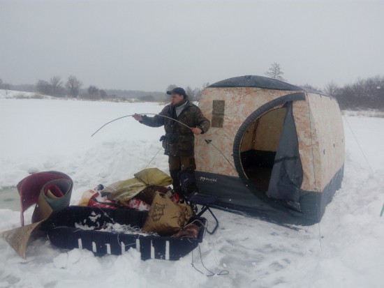 МБ-332 на льду.jpg