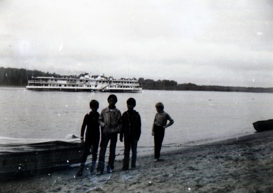 Колесный пароход Омск 1981 02.jpg