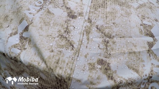 41. Экспедиция на Мультинские озера 2019 - внешний тент палатки Роснар Р-34 во время дождя.jpg